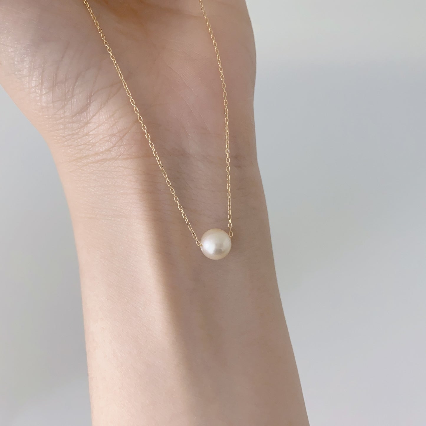 Le collier de perles d'eau douce