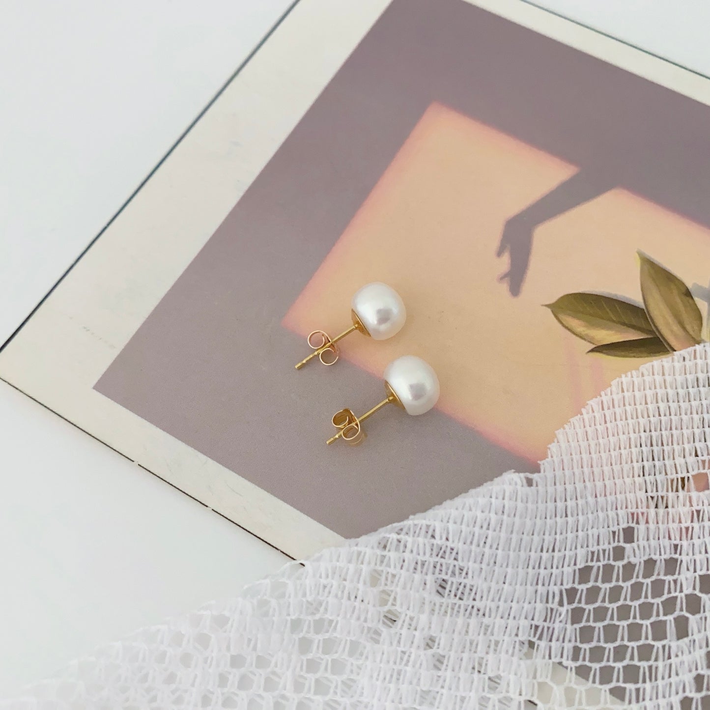 Les boucles d'oreilles en perles d'eau douce