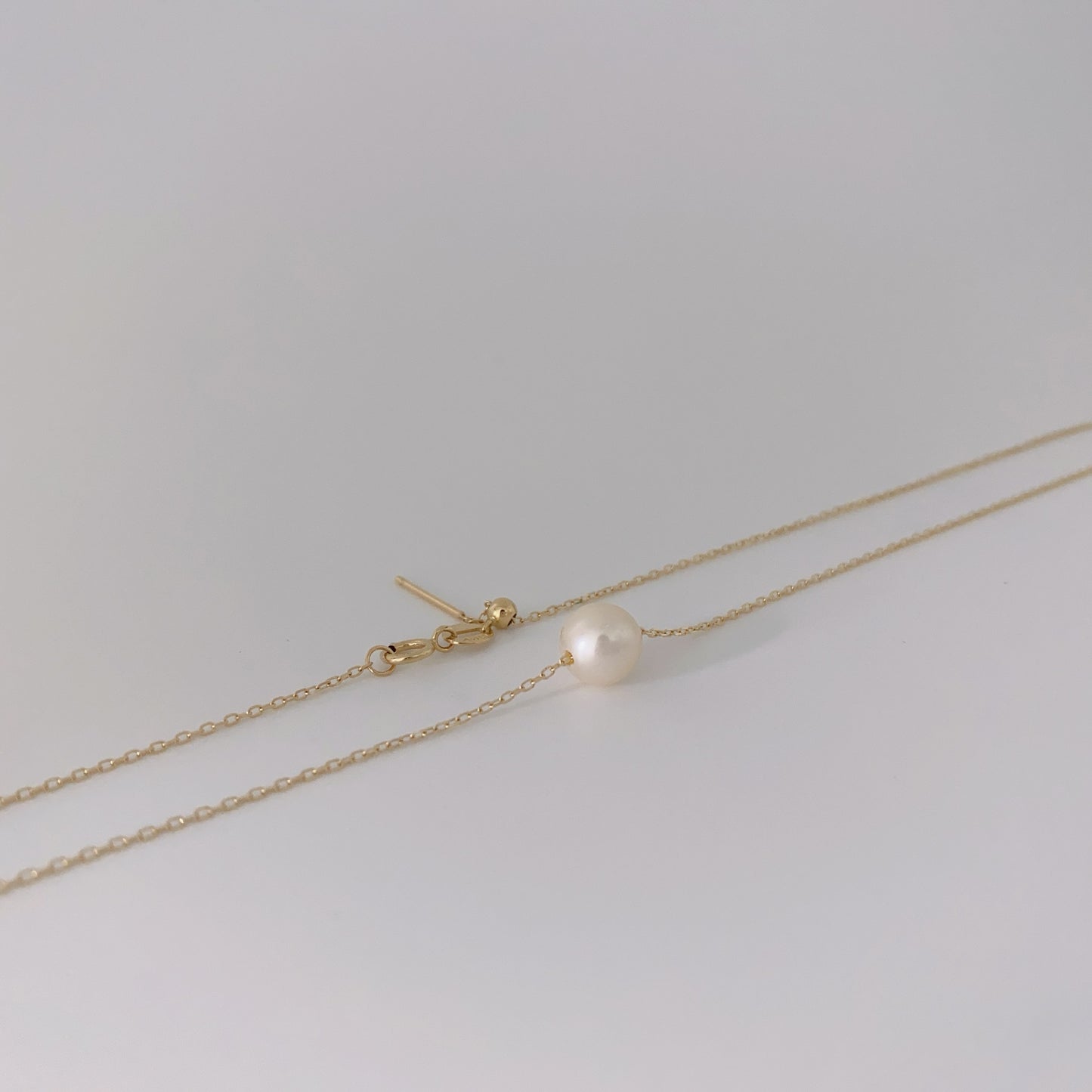 Le collier de perles d'eau douce