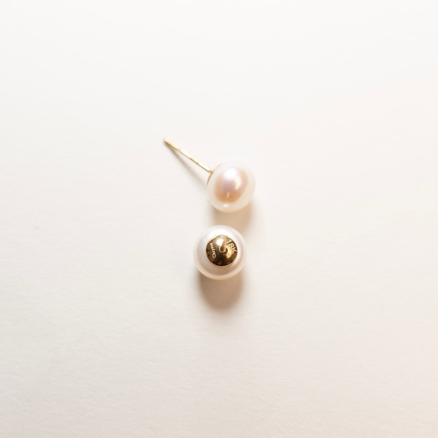 Les boucles d'oreilles en perles d'eau douce