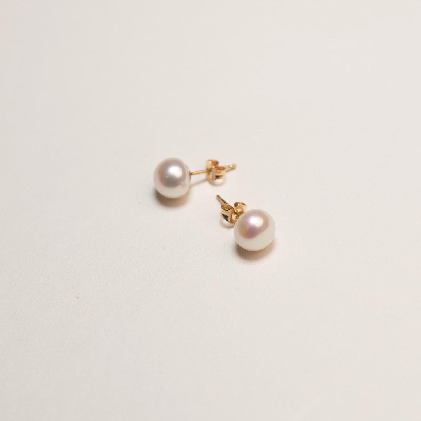 Les boucles d'oreilles en perles d'eau douce