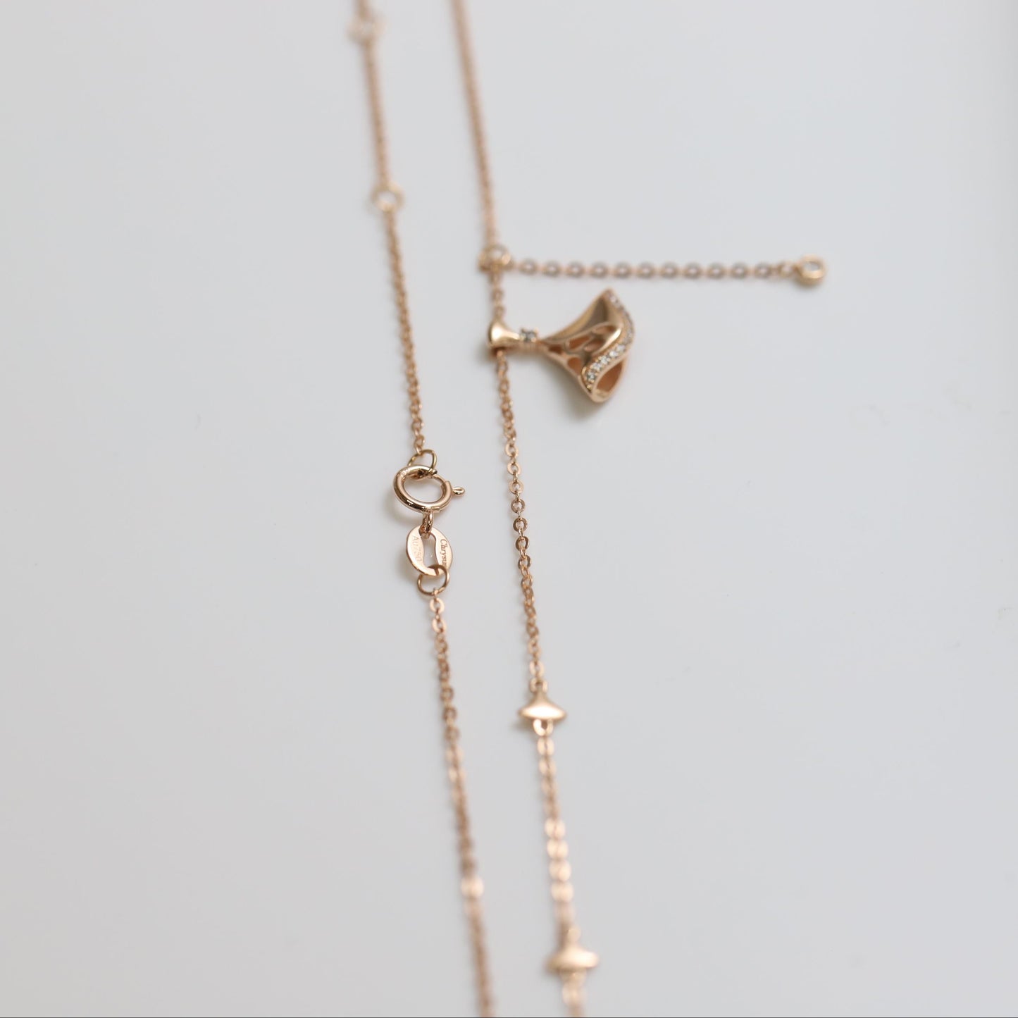 The Ginkgo Leaf Necklace