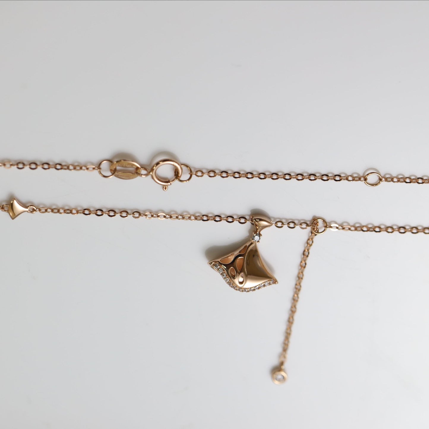 The Ginkgo Leaf Necklace