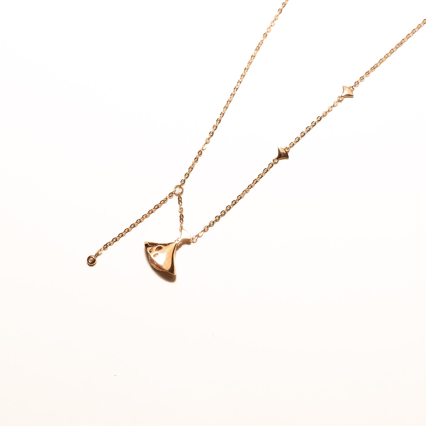 The Ginkgo Leaf Necklace